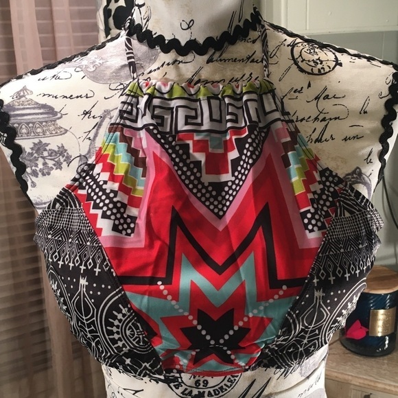 Haulter style bikini top - Picture 3 of 6